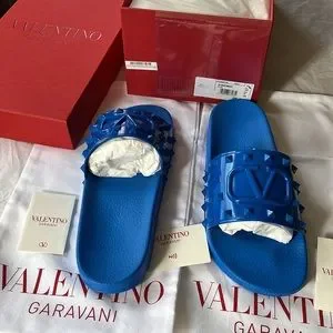 Valentino Garavani | Shoes | Valentino Garavani Vlogo  display picture 1